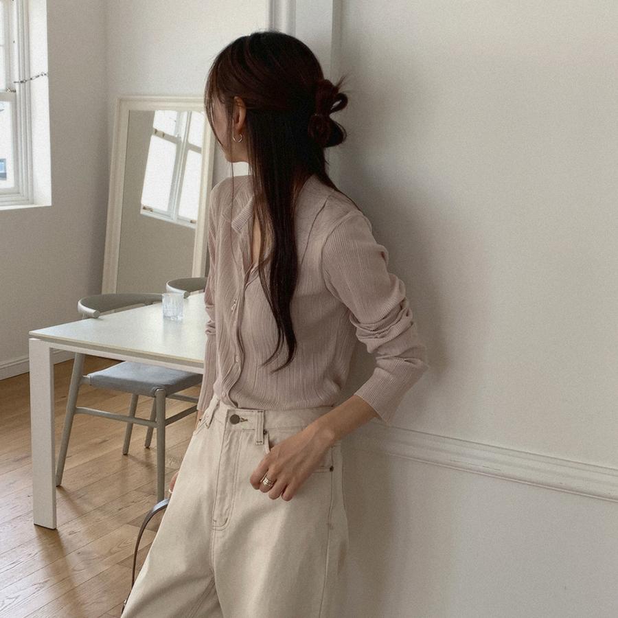 원로그 아라 플리츠 블라우스