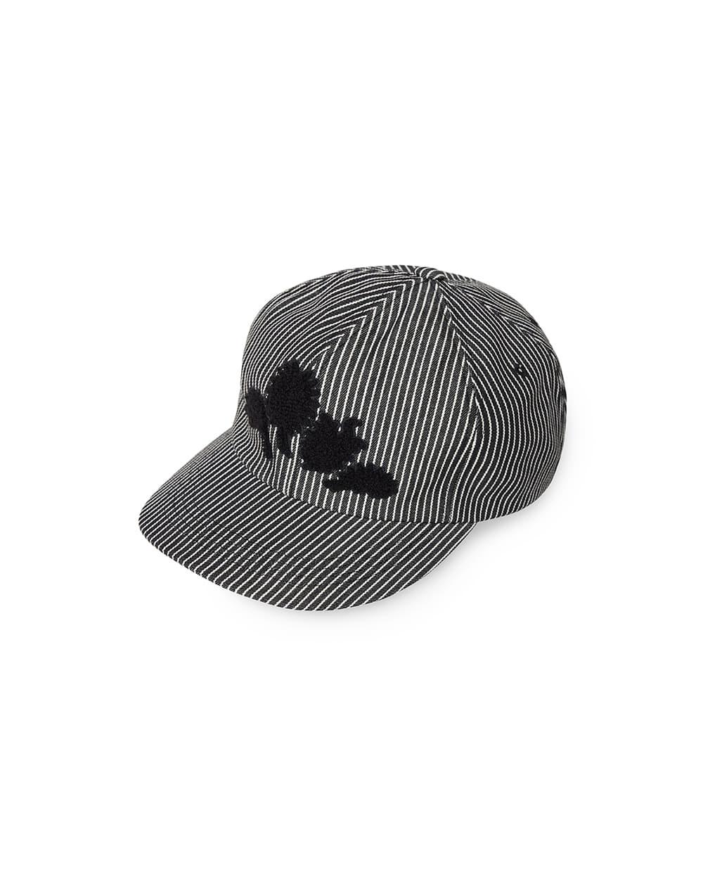Flower Boucle embroidered Hickory Cap- B/W