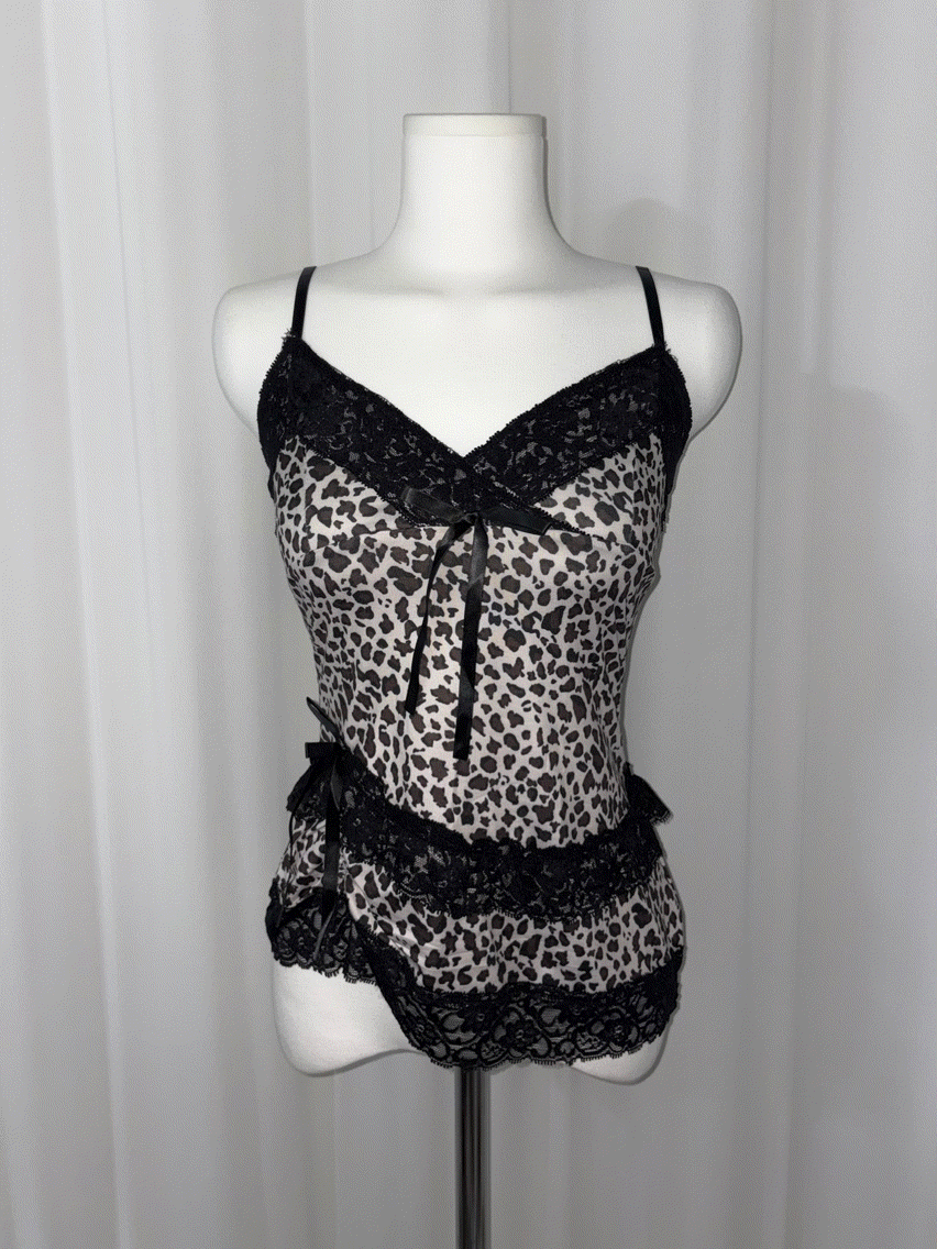 키츠히 [Leopard sleeveless] 나나 레오파드 호피 일본 갸루  레이스 언발란스 리본 나시 슬리브리스