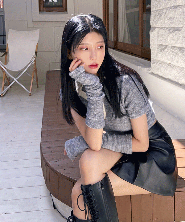 [그레이/아이보리 당일출고] 워머 니트 크롭탑 배색 카라 반팔 티셔츠 세트 SET