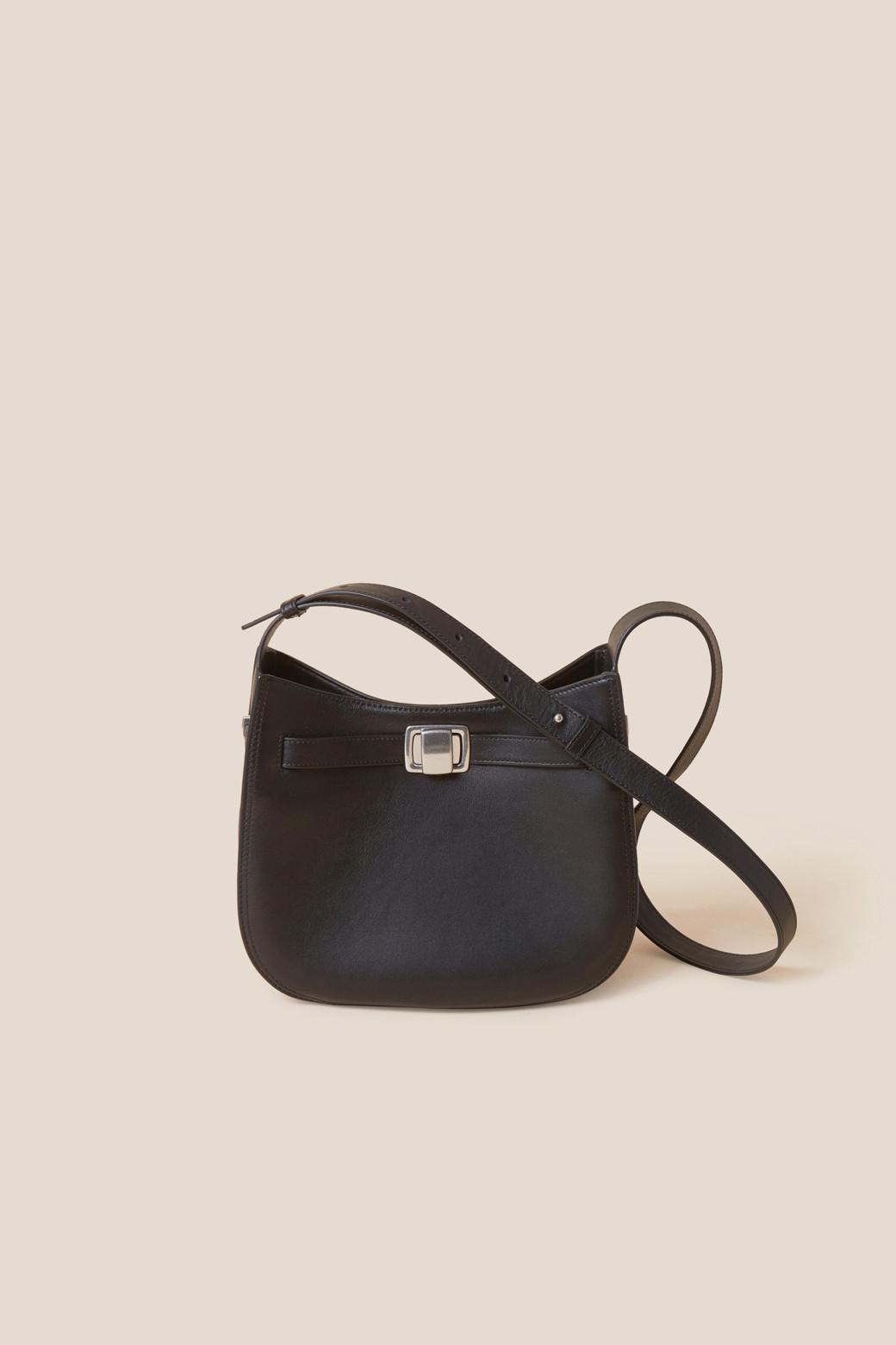 파사드 뮤토(Facade Muto) 크로스 26