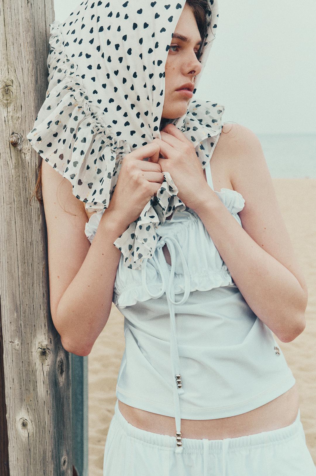 G_HEART FRILL SCARF