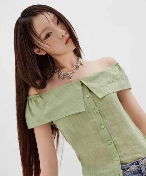 OFF-SHOULDER BLOUSE LIGHT GREEN BQ2WB003