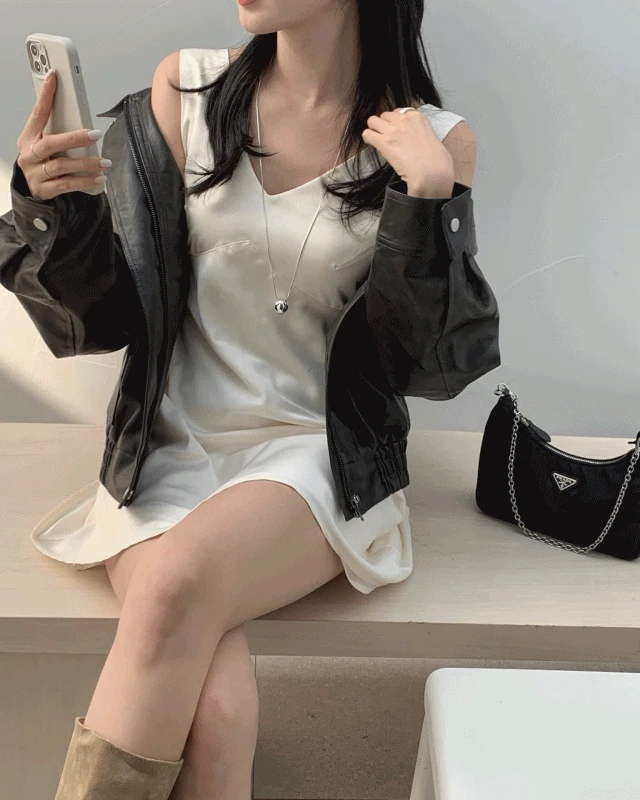 [20%세일] 메이티 새틴 브이넥 레이어드 미니 원피스 (2 color)