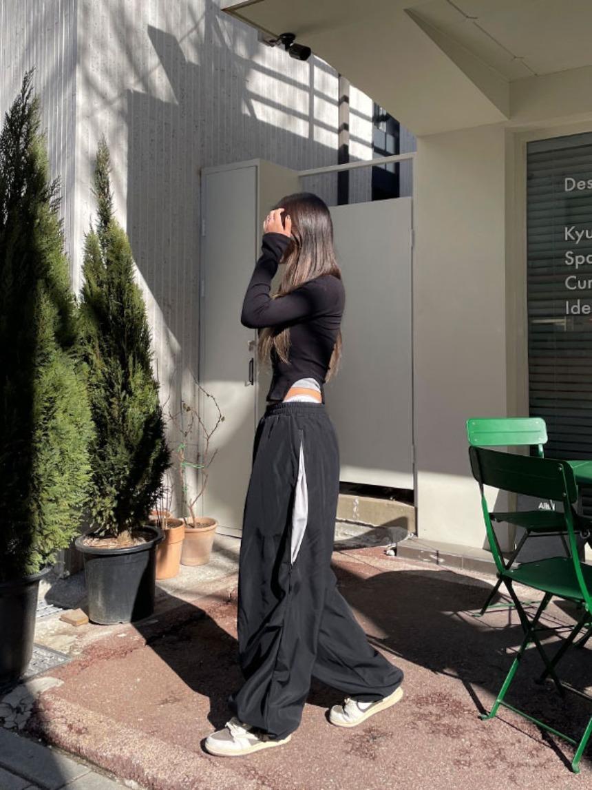 Hidden zip pants