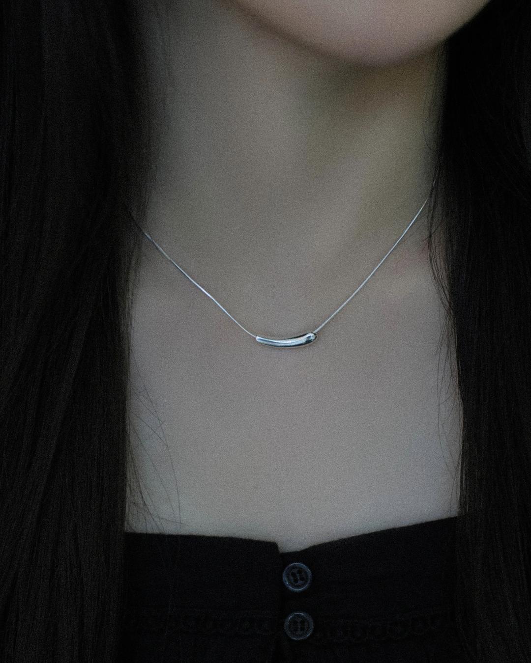 [925 silver] modern bold stick necklace