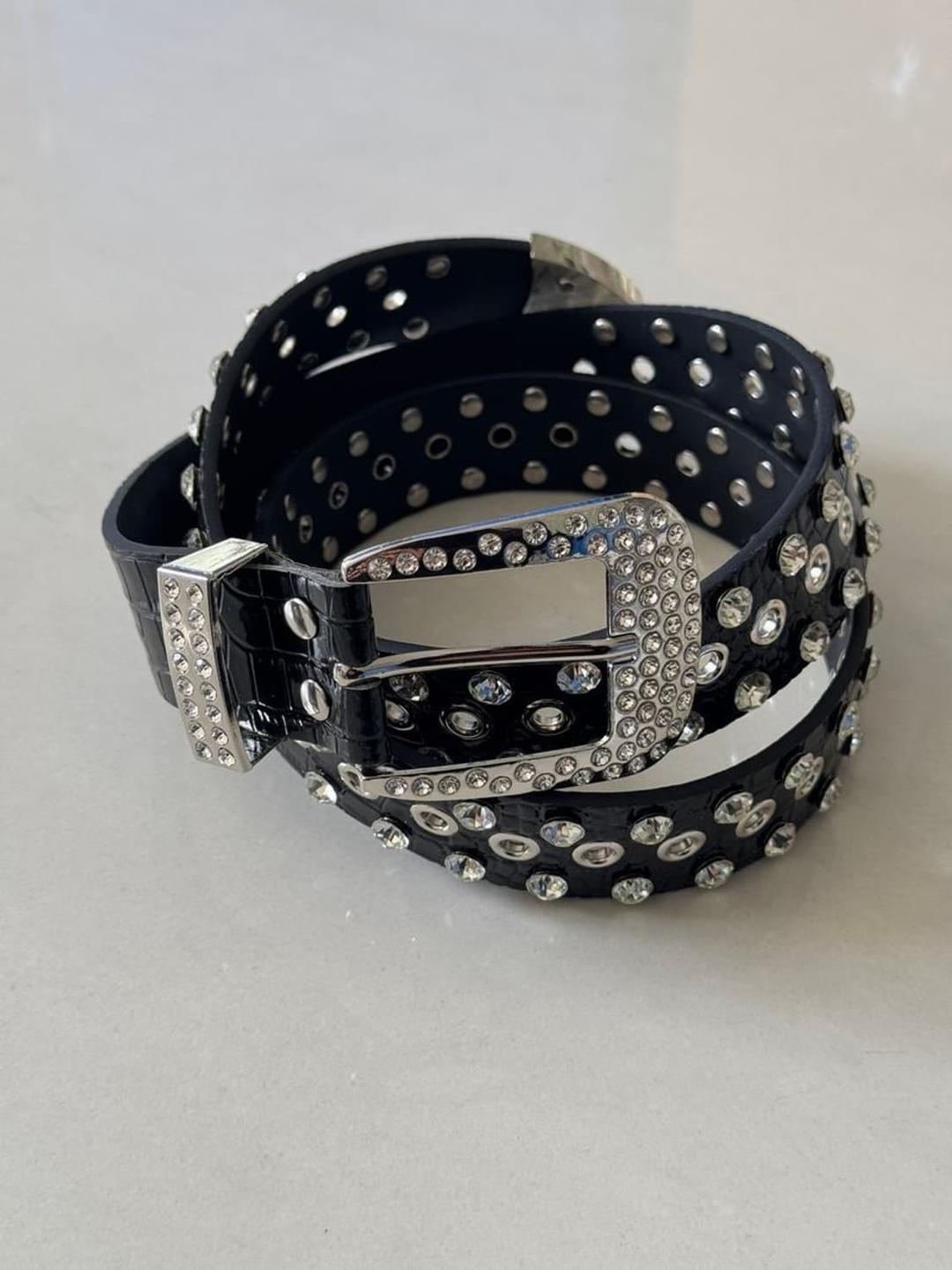 JEWELED STUDDED BELT 보석 박힌 벨트 | 후루츠패밀리