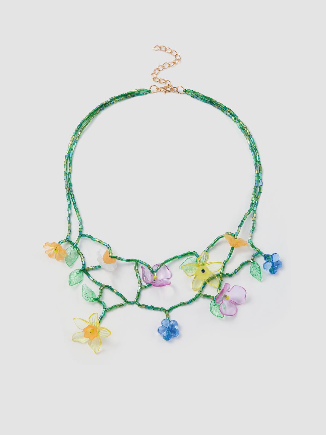 DOUBLE  LAYERED FLOWER BEADED NECKLACE