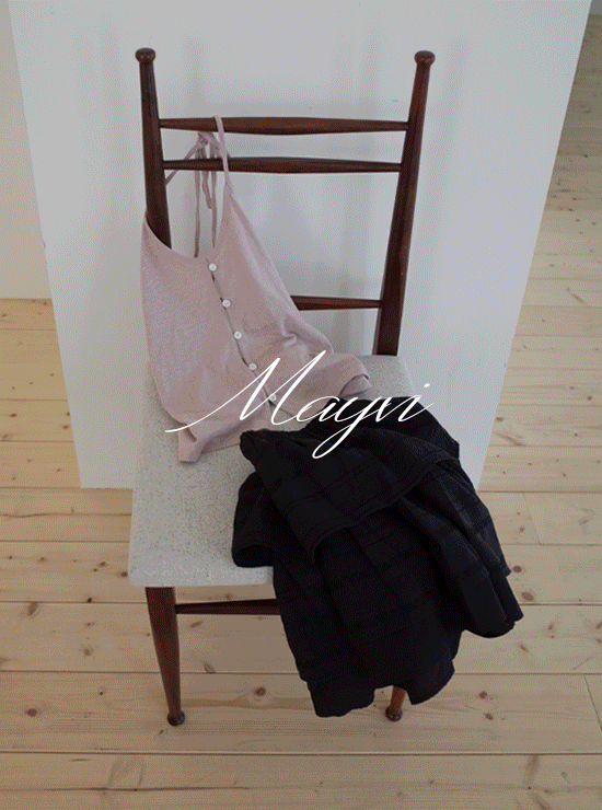 언더비 [어텀비🍂/Mayvi] Soar 버튼 홀터넥 나시 (5 color)