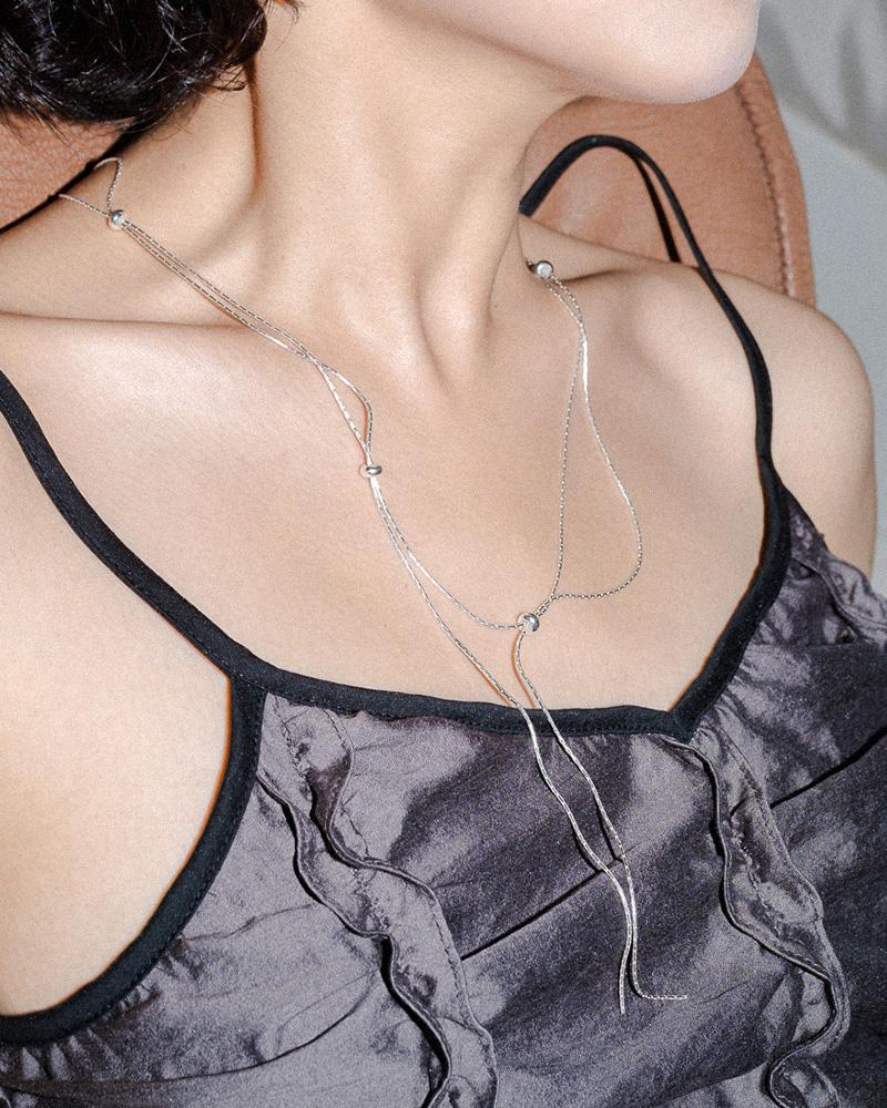 Linea Necklace