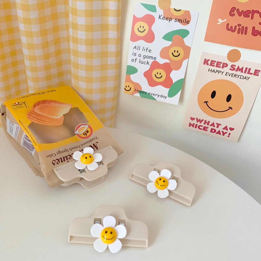 비이마켓 스마일 치즈 봉투 클립 귀여운 감성 디자인 과자 음식 집게 BE HAPPY BEMARKET