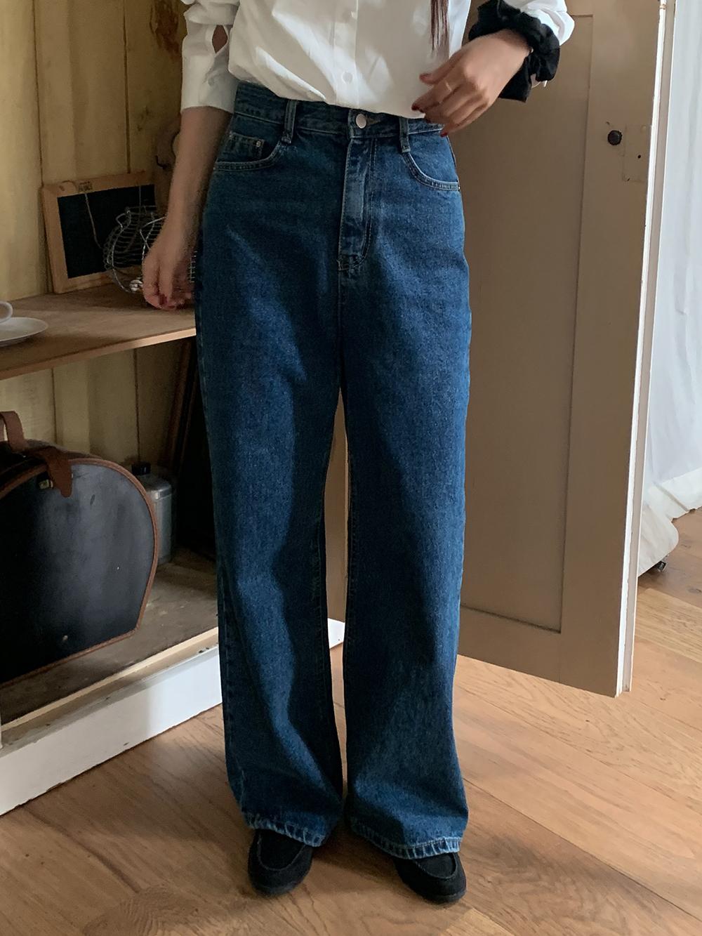 프렌치오브 [핏보장/MADE]바스켓 봄 빈티지블루 세미 와이드 부츠컷 청바지 데님 팬츠