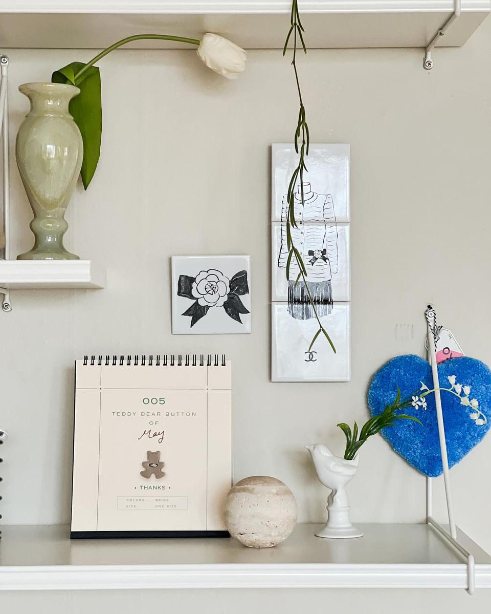 2024 Button Calendar : DESK