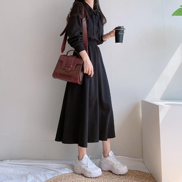 [당일발송/3만장판매🔥후기극찬🔥교복템] 잘록 몸매 후드 롱 원피스 스타일리시 허리밴딩