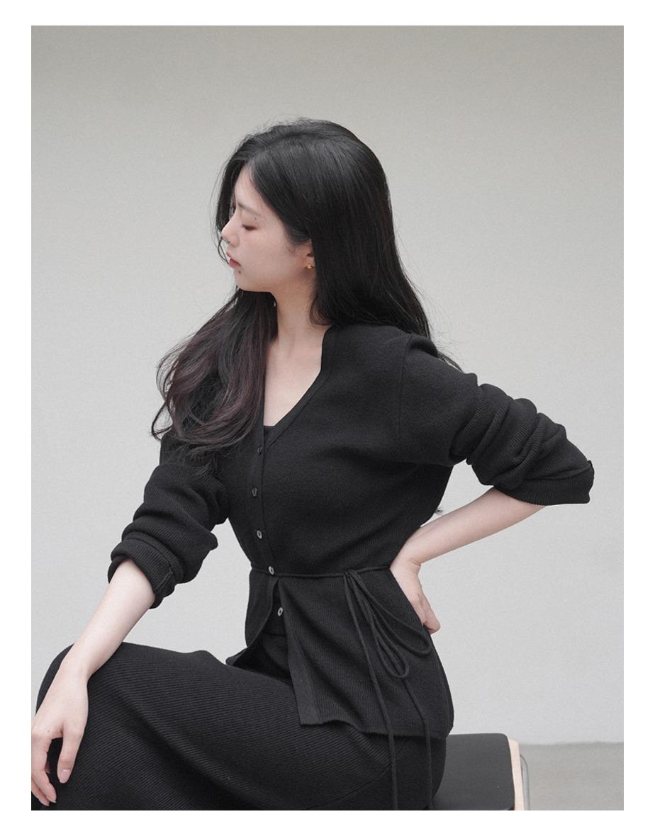 크레페 가디건/스커트 셋업 [블랙]