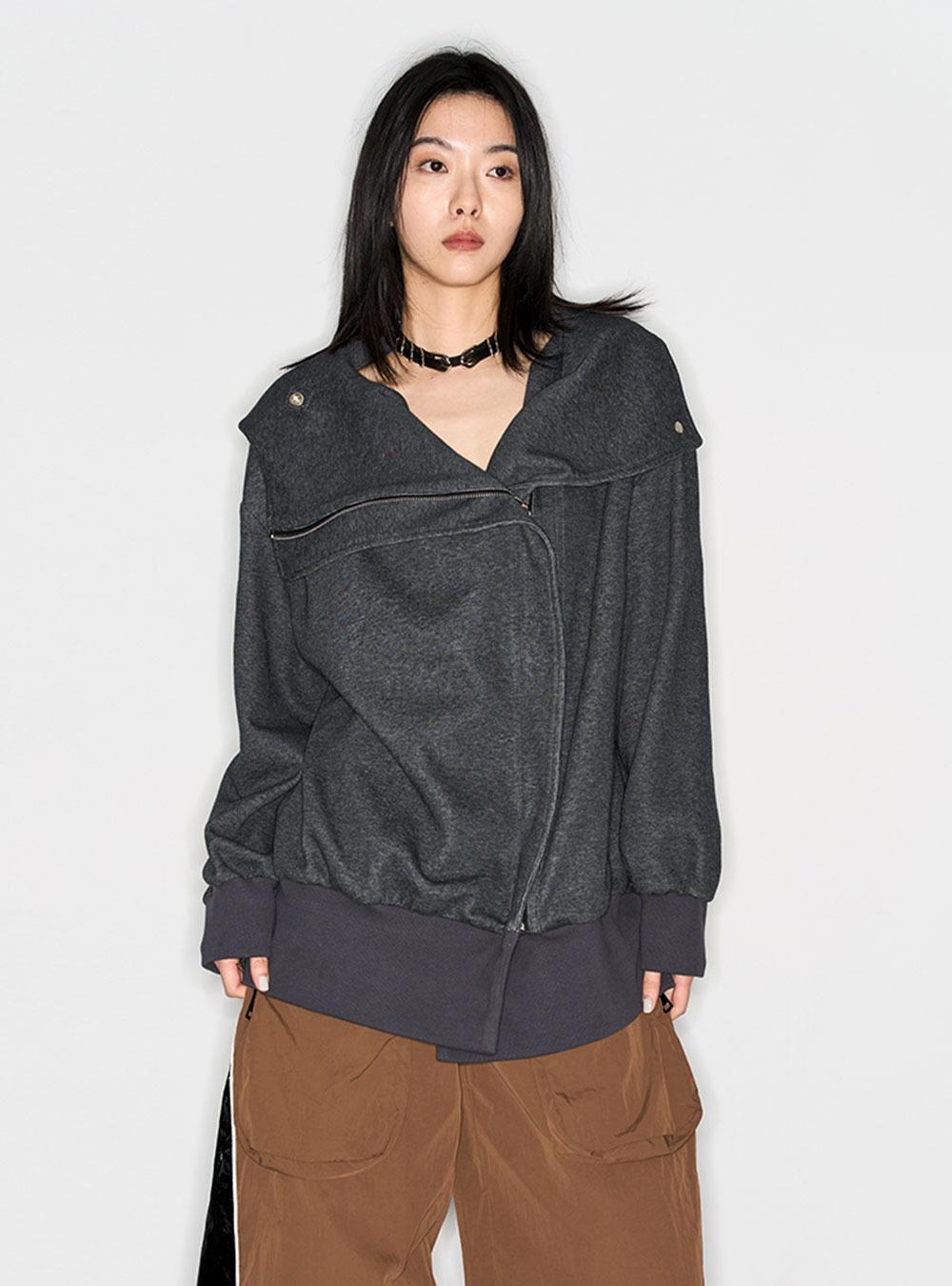 Slant placket lapel hooded jacket