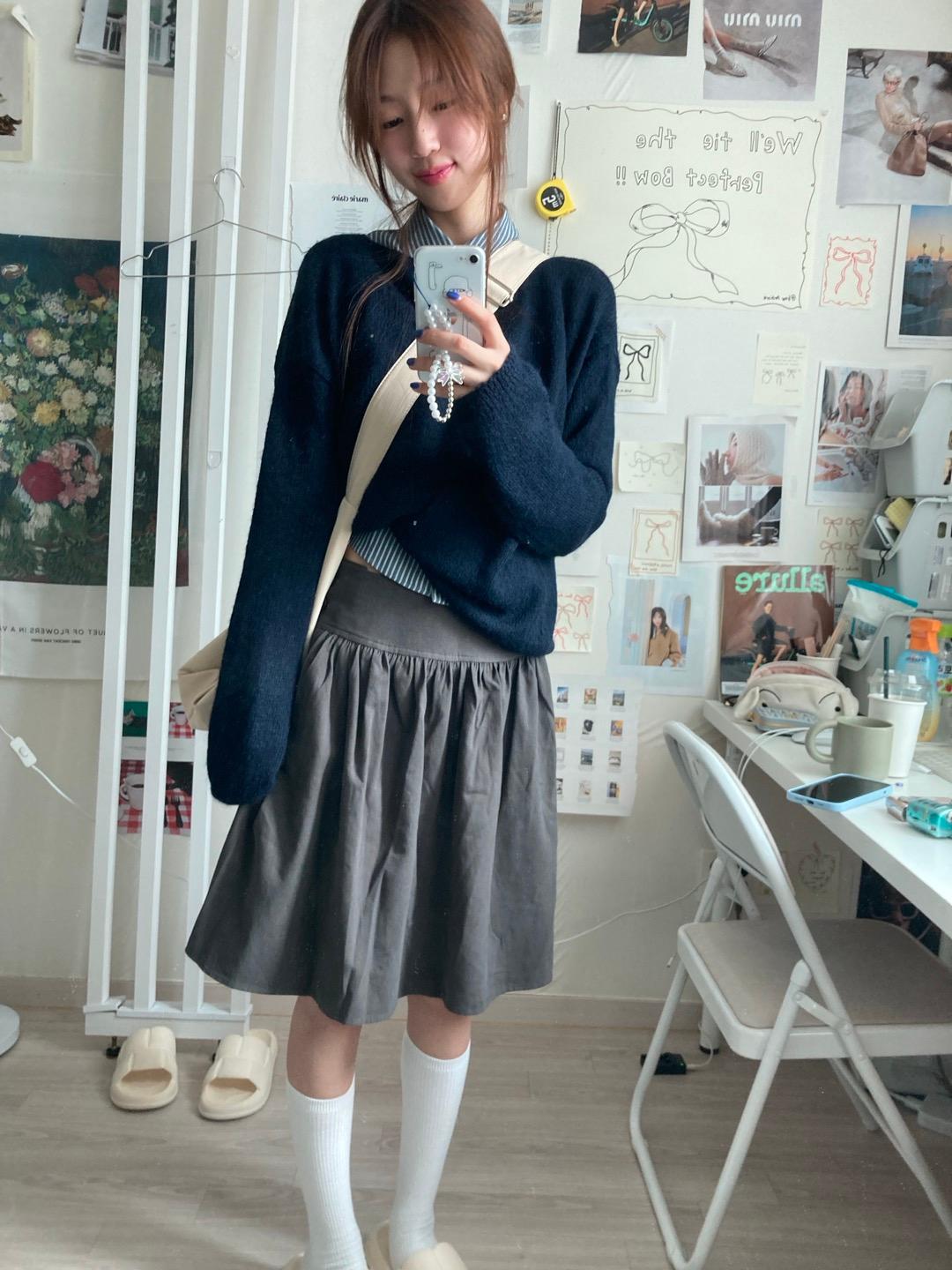 보우아카이브 bell midi skirt