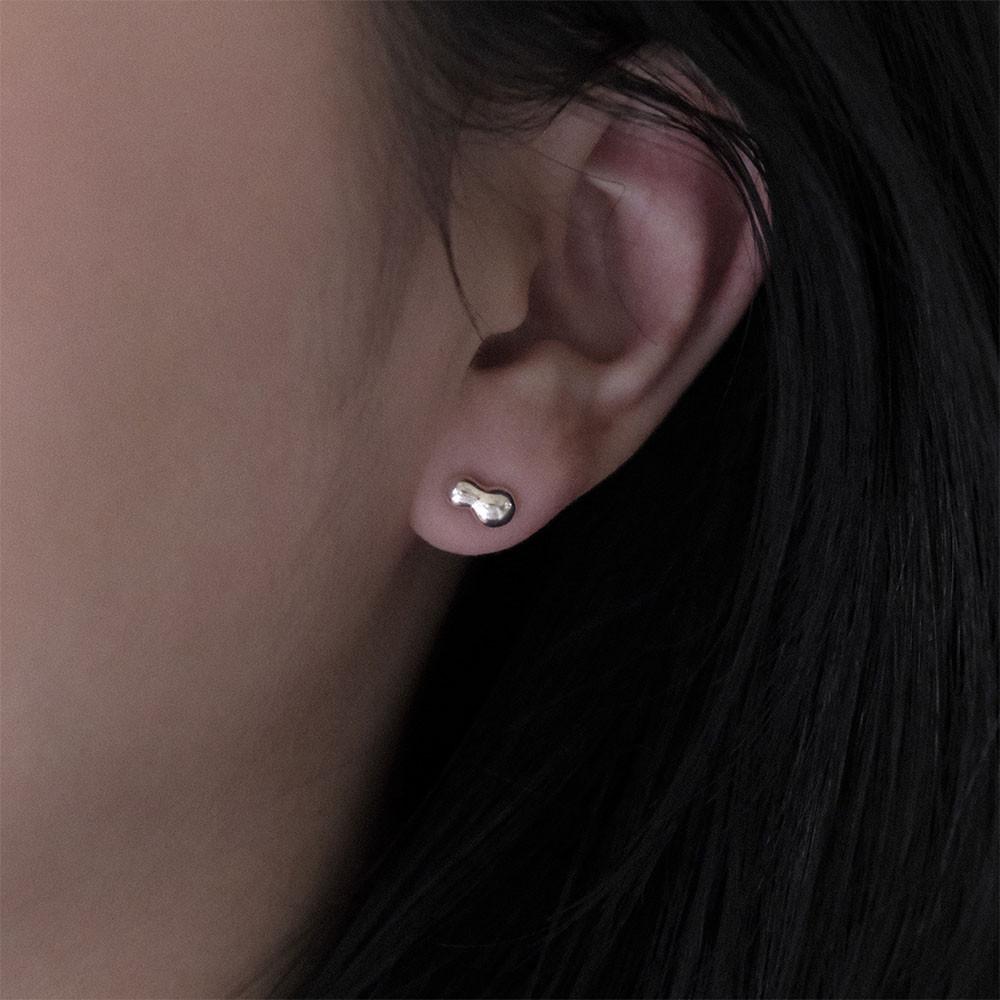 oort earring by Aube 바이오브 실버 오르트 구름 이어링