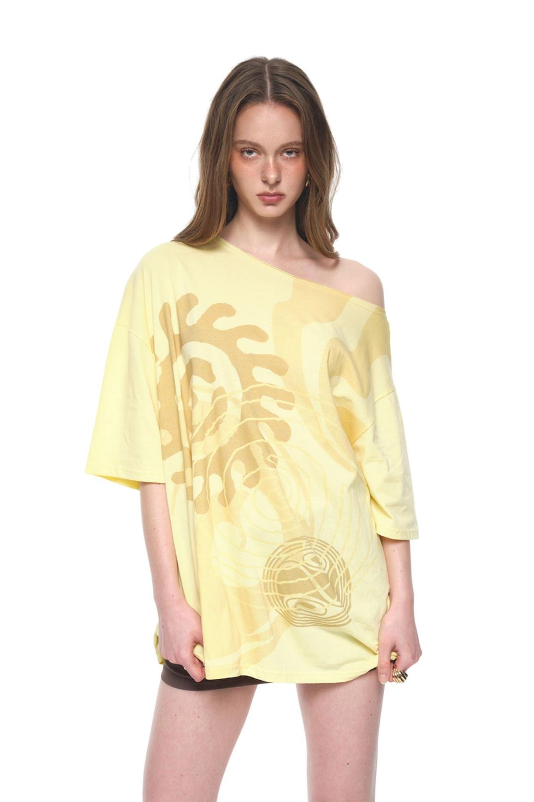 ONE SHOULDER PRINTED BOX T-SHIRT (LEMON)