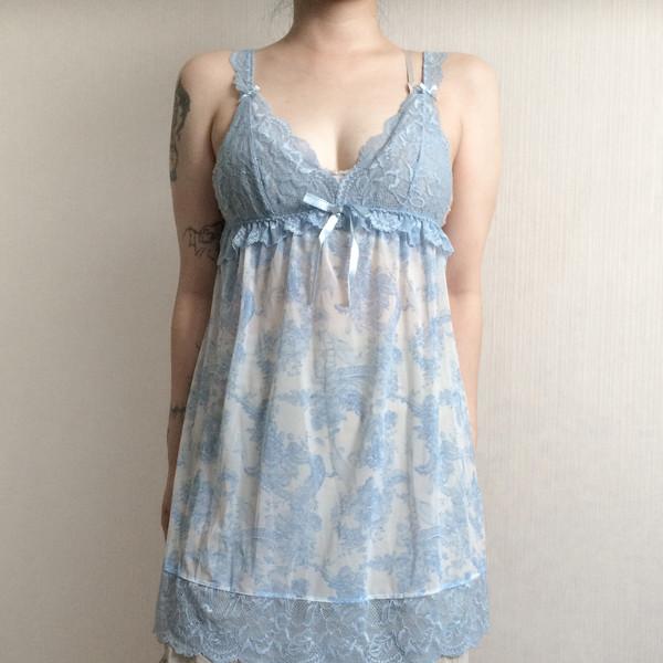 Lace ornament pattern sleeveless onepiece