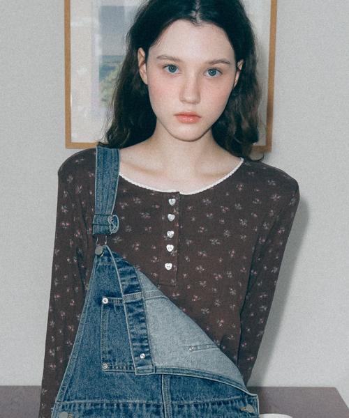 EYELET HEART BUTTON HENRYNECK LONG SLEEVE FLORAL BROWN
