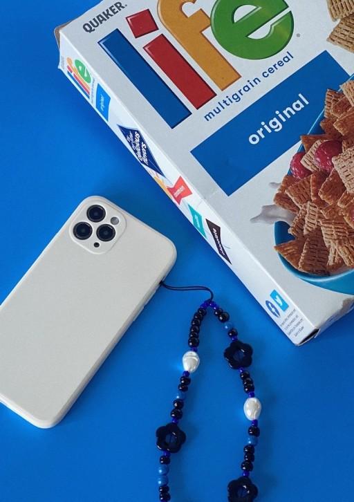 black flower&blue; beads