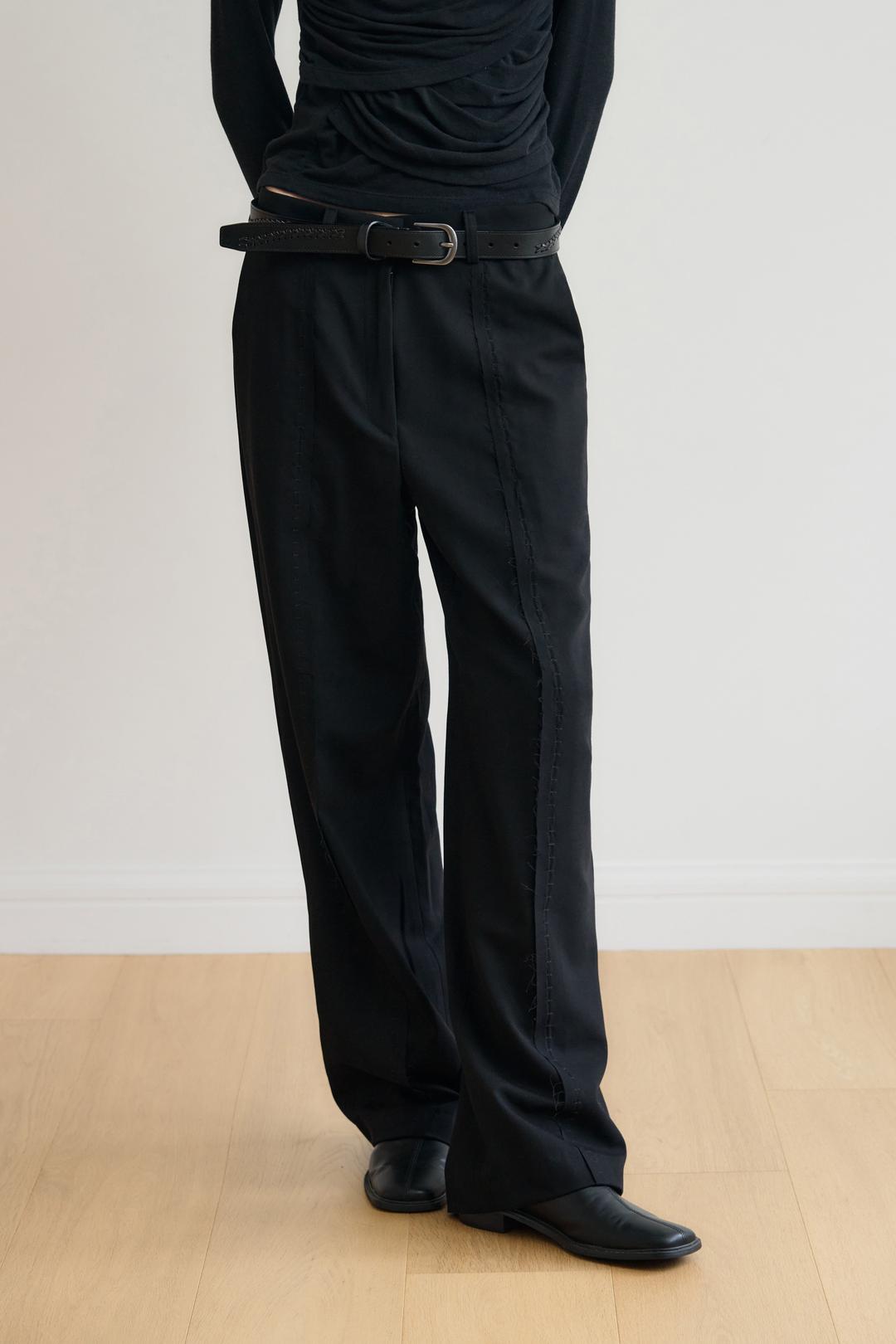 SMOKE CUTOUT WIDE SLACKS  / BLACK
