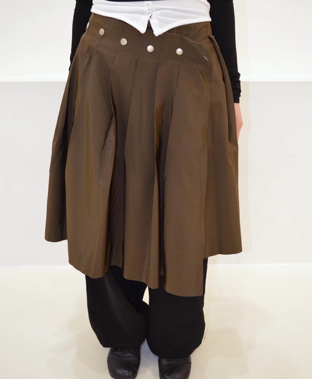 stud pleats skirt (3c)