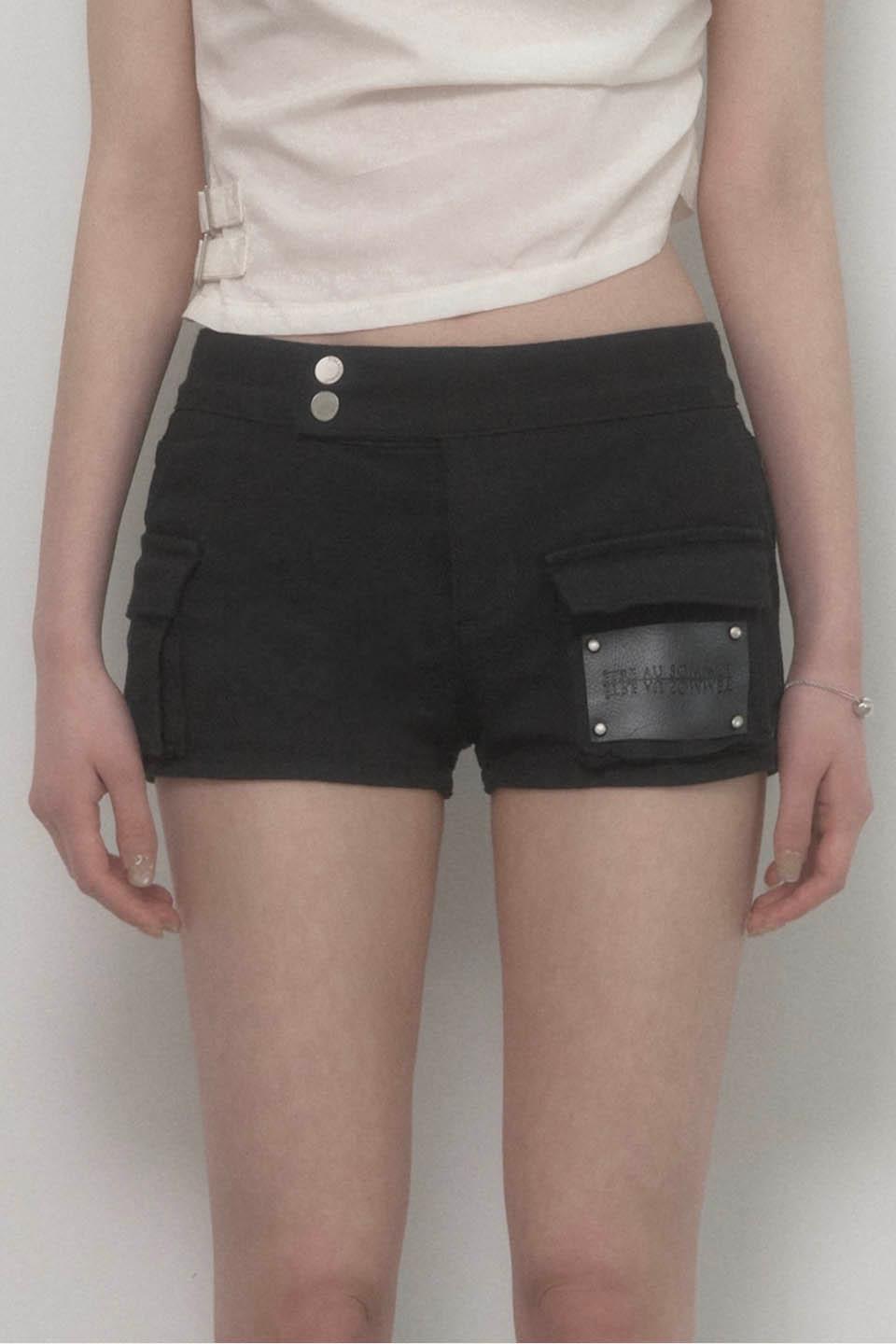 Leather Patch Cargo Short Pants (Black) 5/28 이후 예약배송