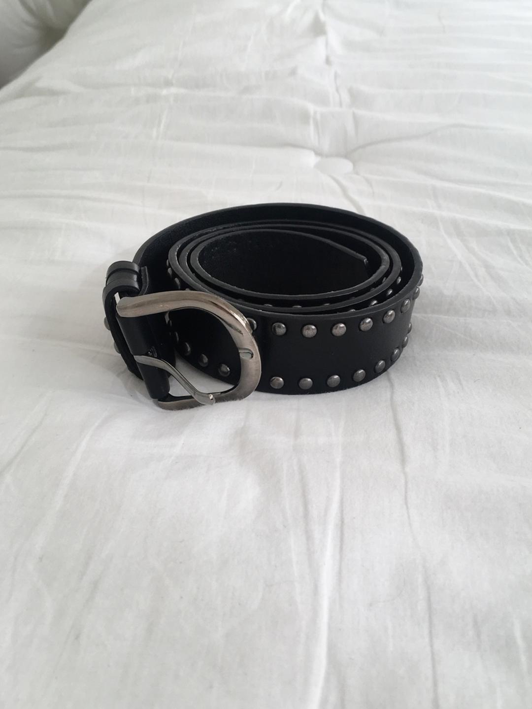 노비야카 Vintage stud belt (white, black)
