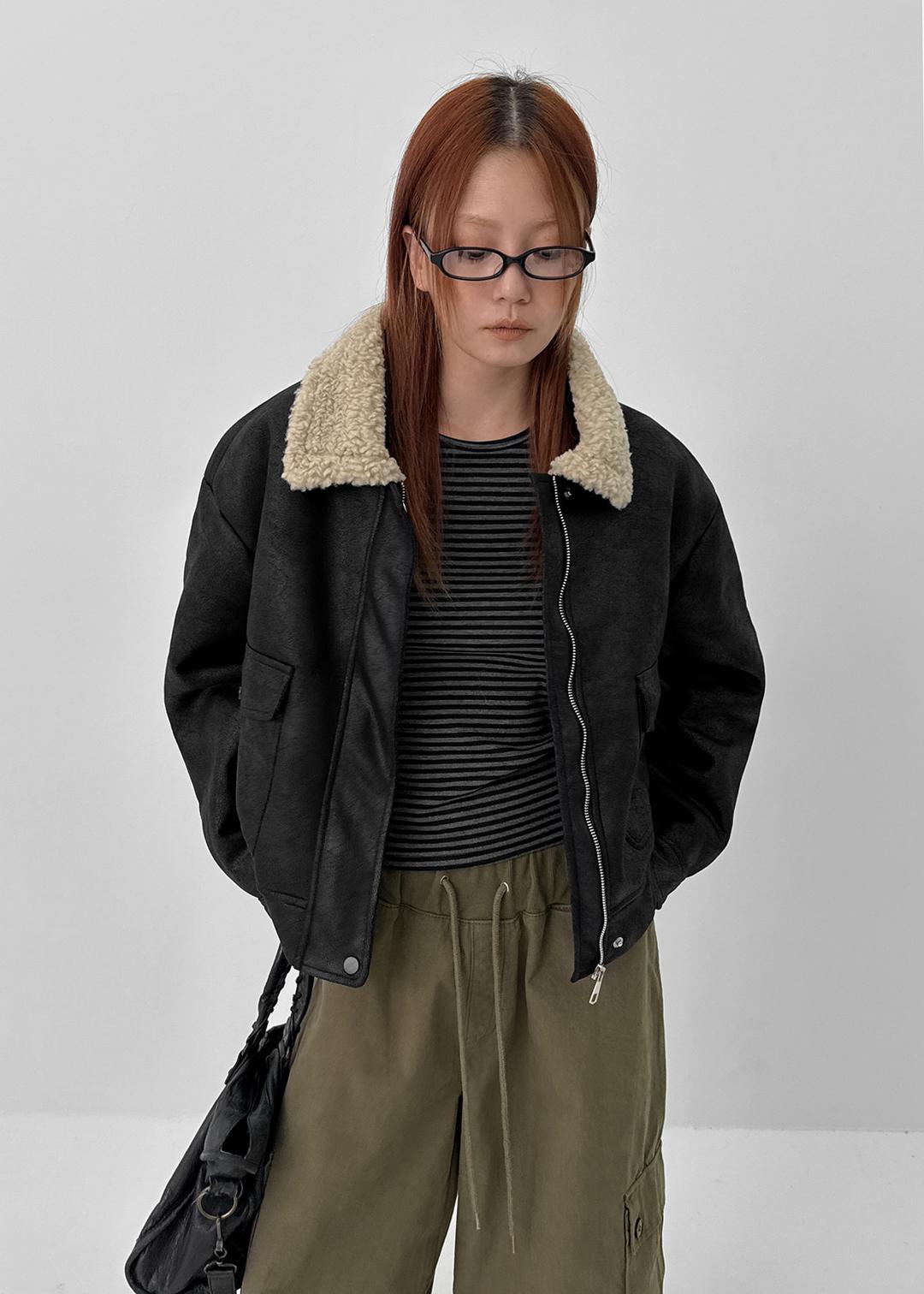 홀덴 퍼 레더점퍼 *