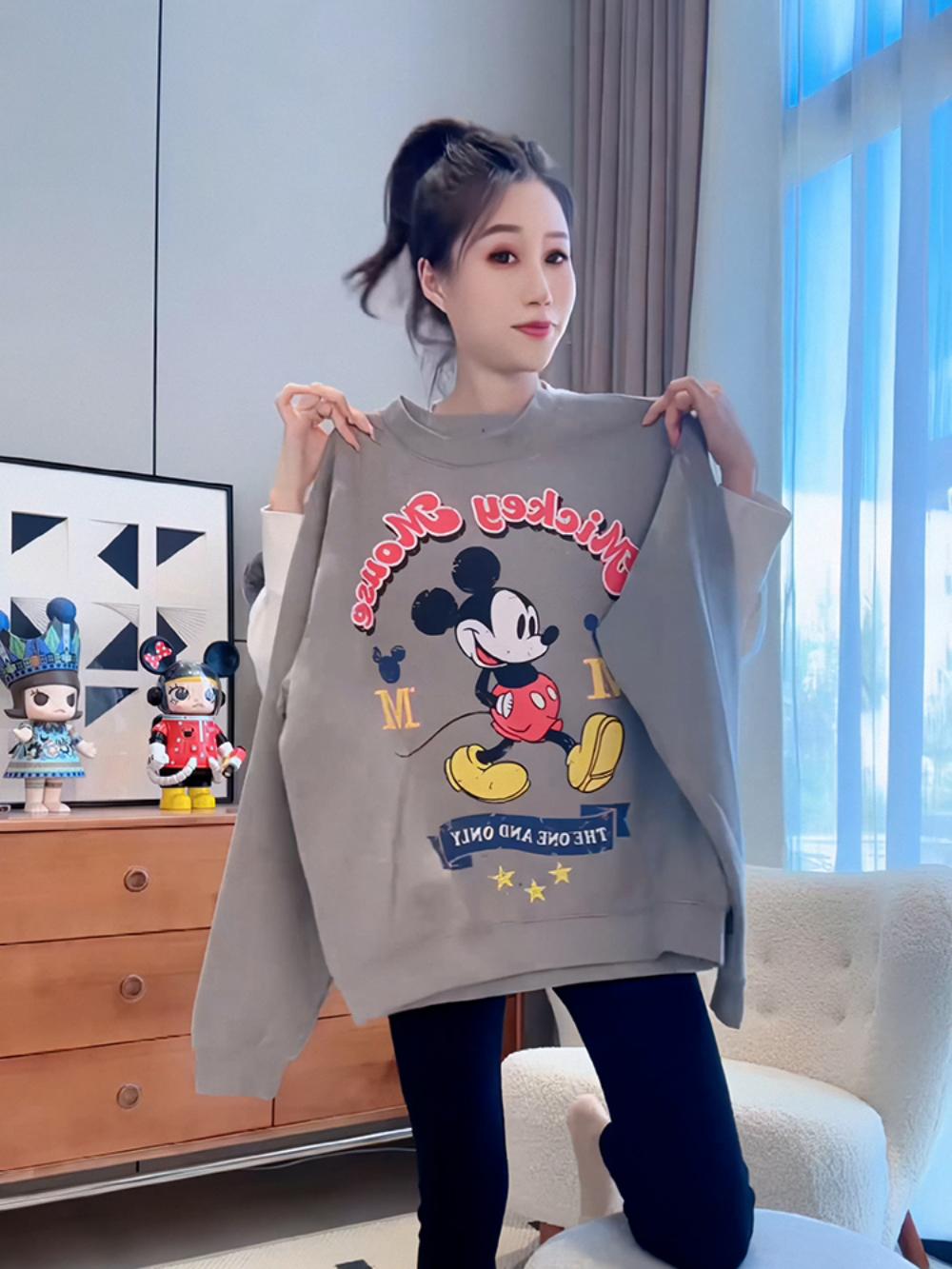 레터링 미키마우스 긴팔 맨투맨