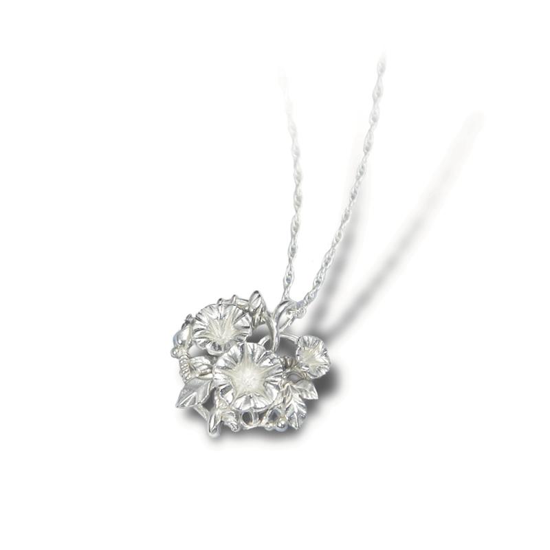 나팔꽃 하트목걸이