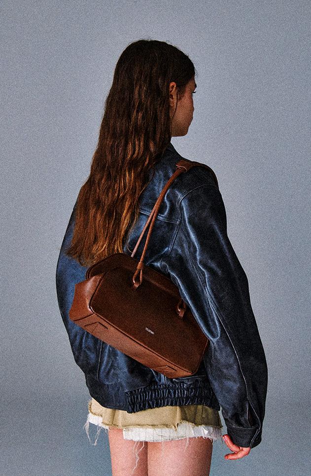 CALLING BAG LARGE - BROWN