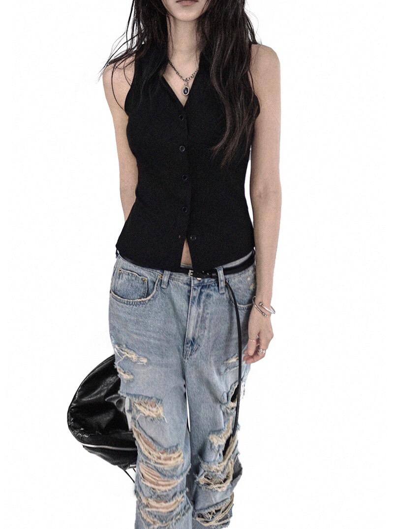 CITY SLIM FIT BUTTON BLACK COLLAR SLEEVELESS 시티 슬림핏 단추 블랙 홀터 카라나시