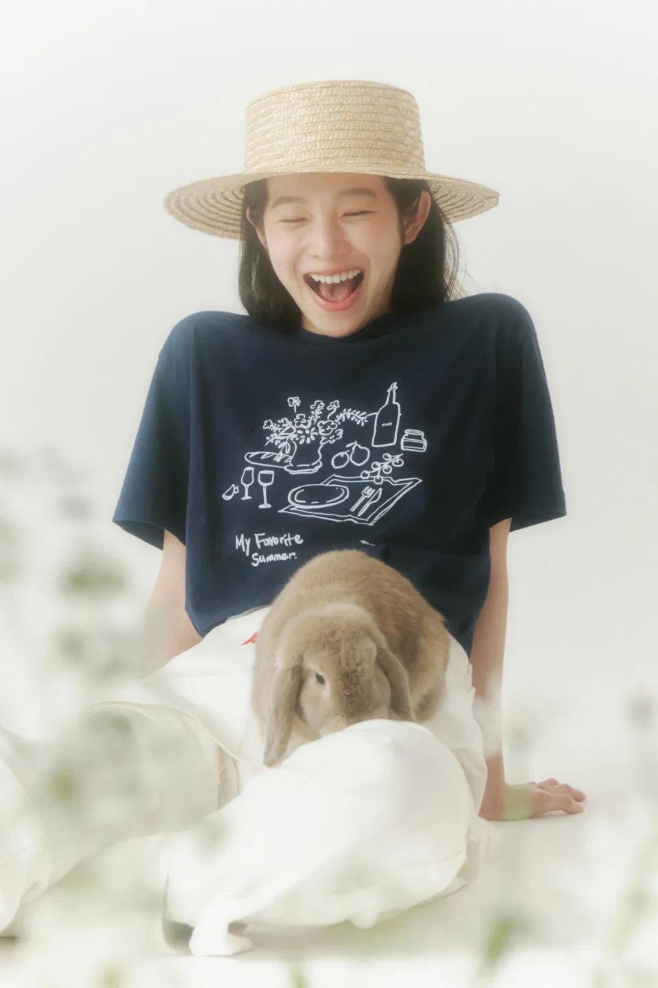 피크닉 티셔츠