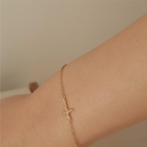 [14k/18k]  twine cross B