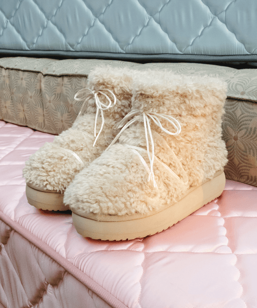 CURLY FUR BOOTS SHORT - 5 colors