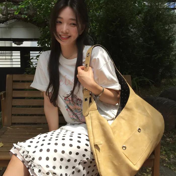 [라이트 그레이 단독] BUCKLE REVERSIBLE SHOULDER BAG_4COLOR
