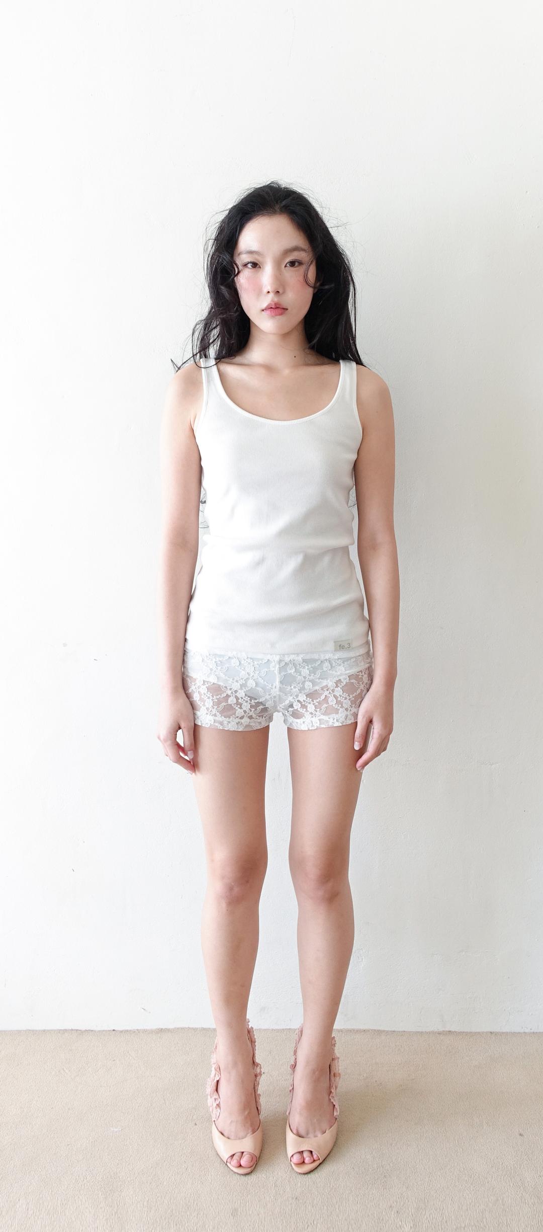 2차★[fe.3] basic sleeveless (ivory)
