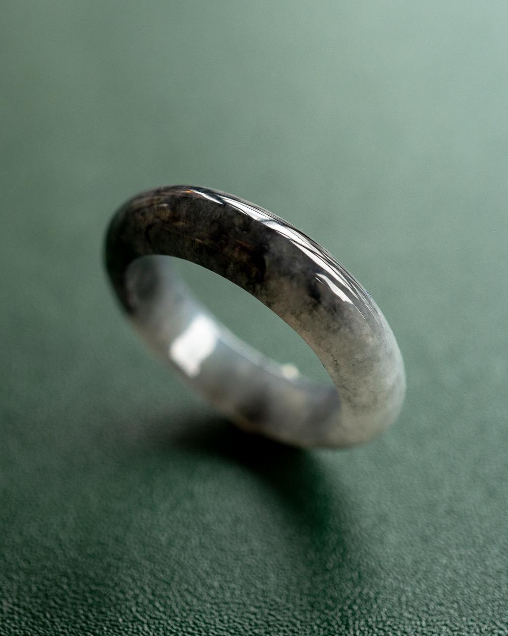 A Jade Jade Ring Black Marble