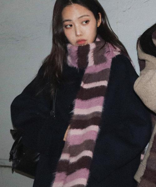Striped Hairy Bold Muffler (Pink)