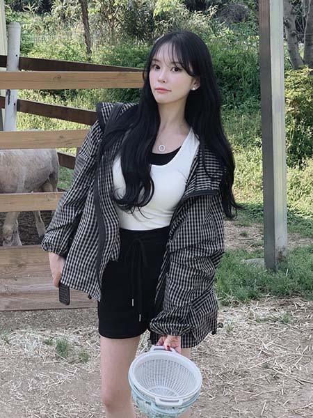 어베러데이 [장마룩] 쿠앤크 체크 후드점퍼 - 3C