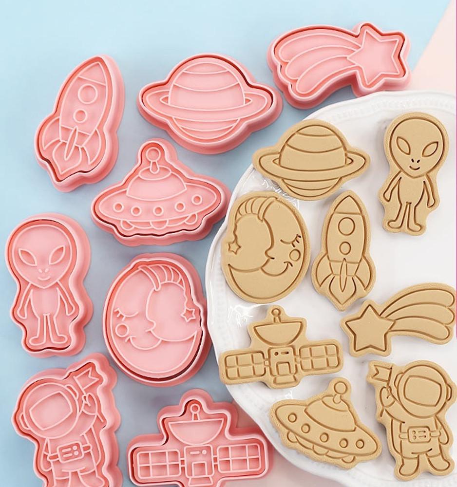 UFO 외계인 우주선 쿠키틀 쿠키커터 베이킹 가정용 도구 / 로켓 우주비행사 달 인공위성