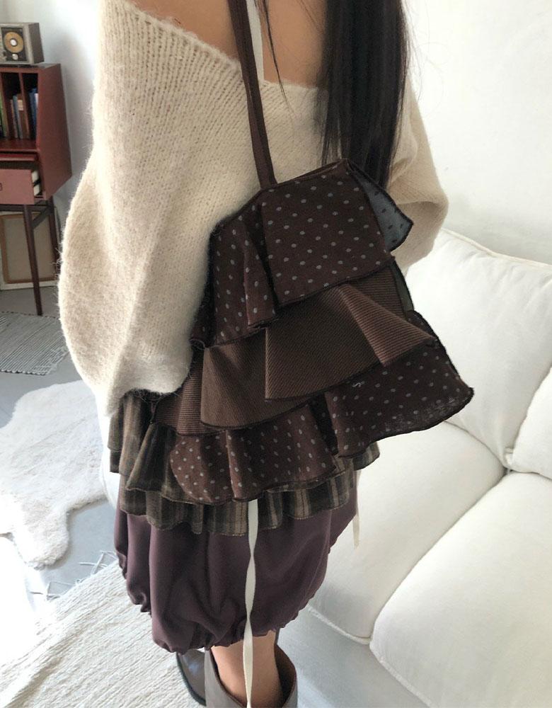 바나나 프릴 가방