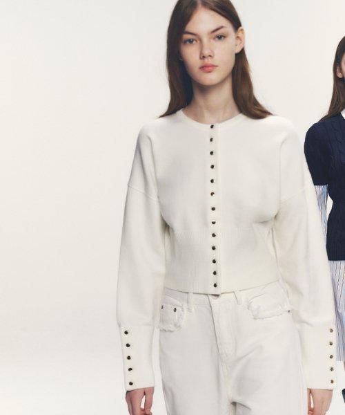 버튼 블록 라운드 니트 가디건(MOEAKC03MIV)