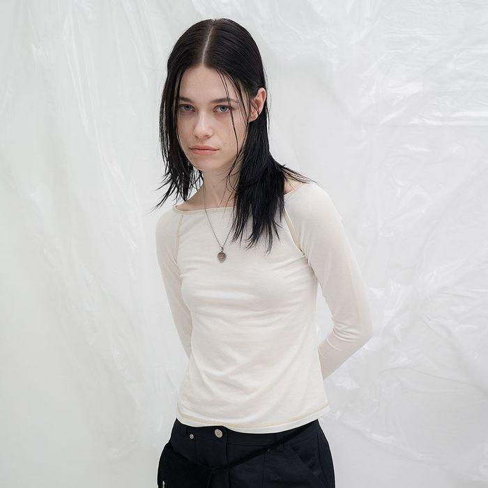 스티치 오프숄더 티셔츠 아이보리 AW5XE23203