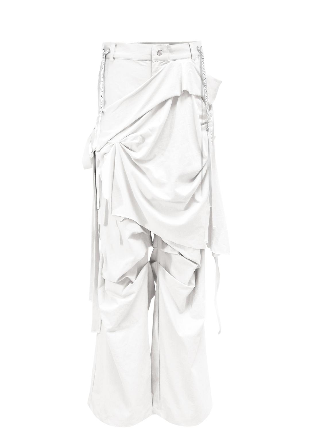 LAYERING BY PANTS . WHITE