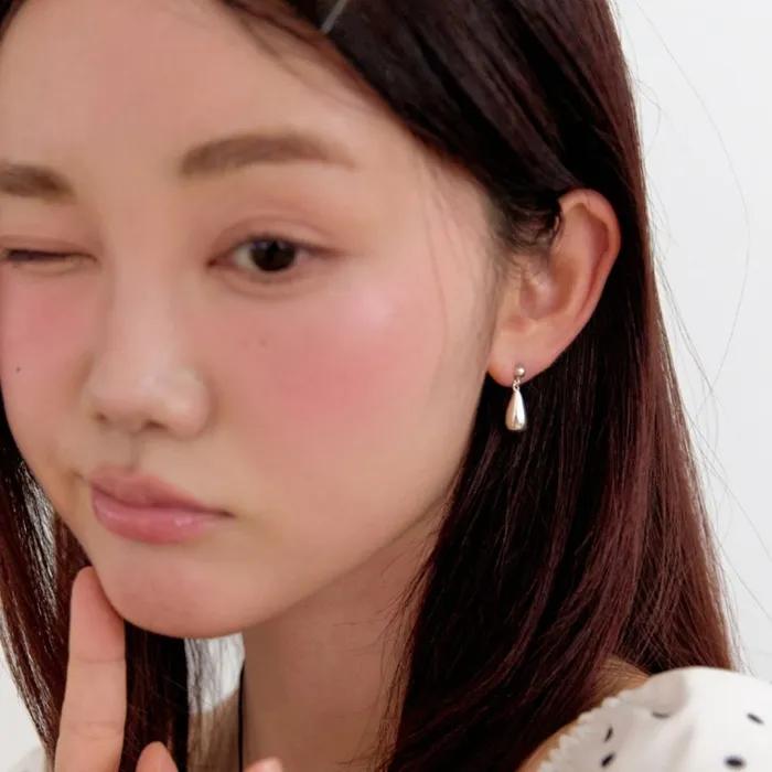 Water ball stud earrings