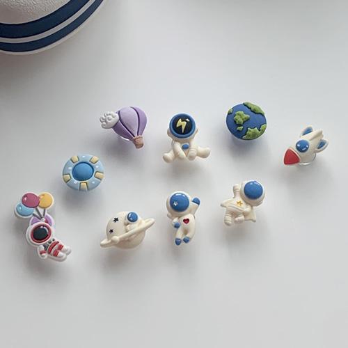 [당일출고] 지구 우주인 행성 크록스 지비츠 세트 (9pcs)